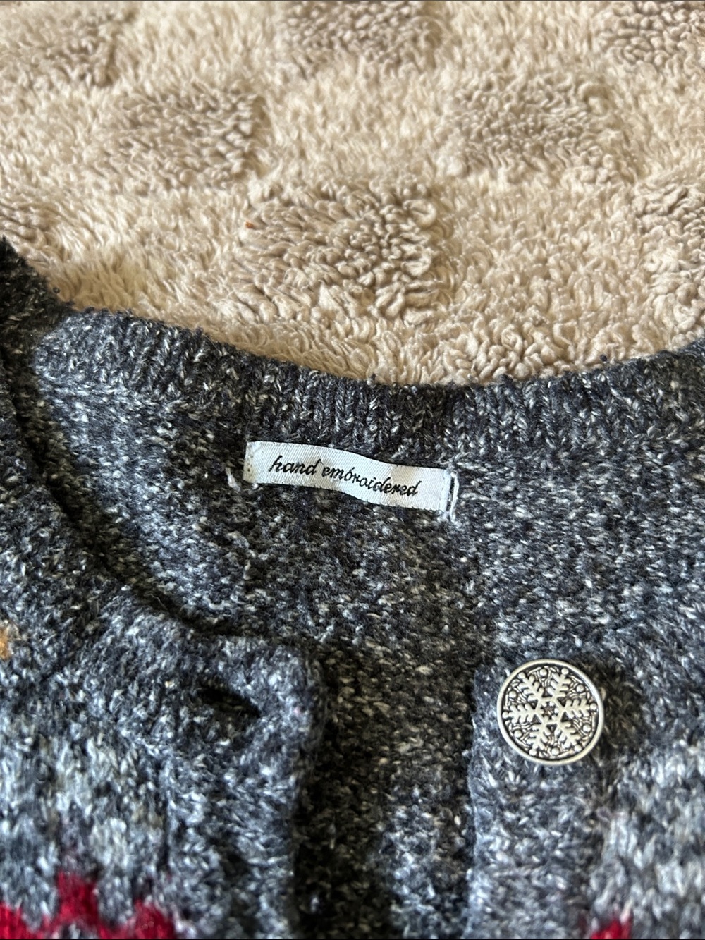 Northern Reflections Hand Embroidered Reindeer Cardigan Sweaty Cozy Winter - Picture 4 of 7